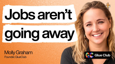 Molly Graham 告诉你，真正的危机是身份认同的崩塌