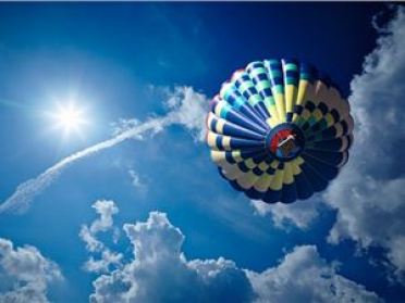 700 颗自主气球飞进台风眼：WindBorne 拿下美国空军近 5000 万美元合同