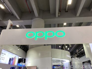 手机 AI 从问答走向任务执行，OPPO 联手 Manus 推进智能体落地
